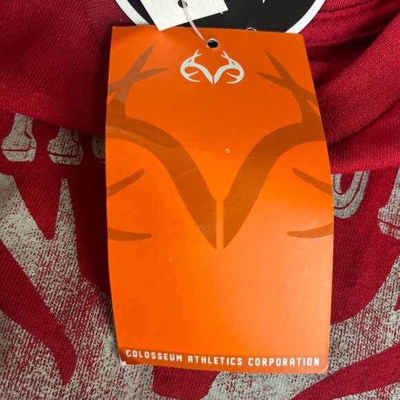 Realtree Outdoors Hunting Club Tshirt Mens Large Red  Delta Pro New - Picture 13 of 13